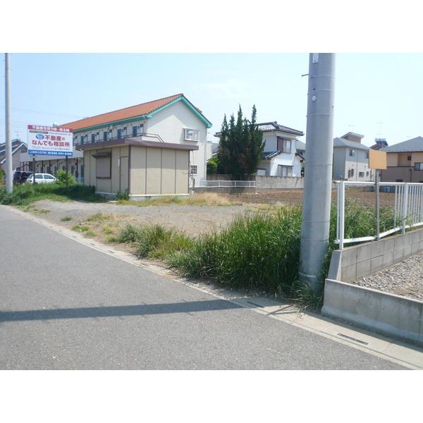 Local photos, including front road