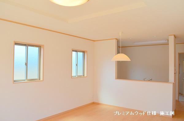 Same specifications photos (living). 1 Building Same specification standard construction cases (folding on the ceiling construction)