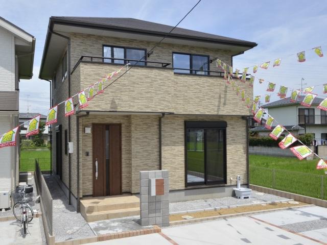 Local appearance photo. G Building site (August 2013) Shooting