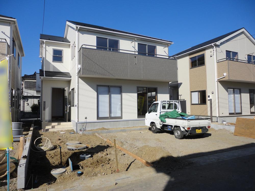 Local appearance photo. Local (12 May 2013) is shooting it completed a little more. 