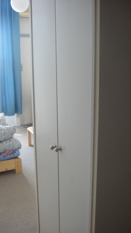 Receipt. Large closet There is also a storage is also enough. 