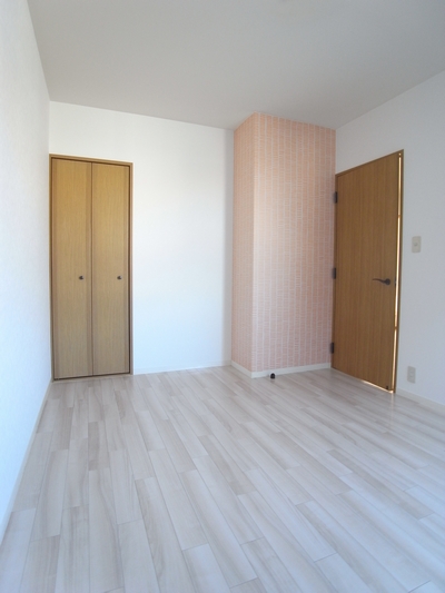 Living and room. Northern chamber 6 Pledge