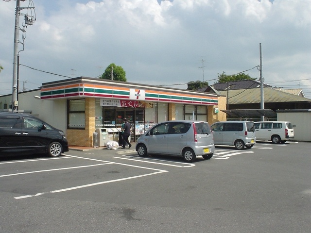 Convenience store. Seven-Eleven Gyoda Mukomachi store up (convenience store) 650m