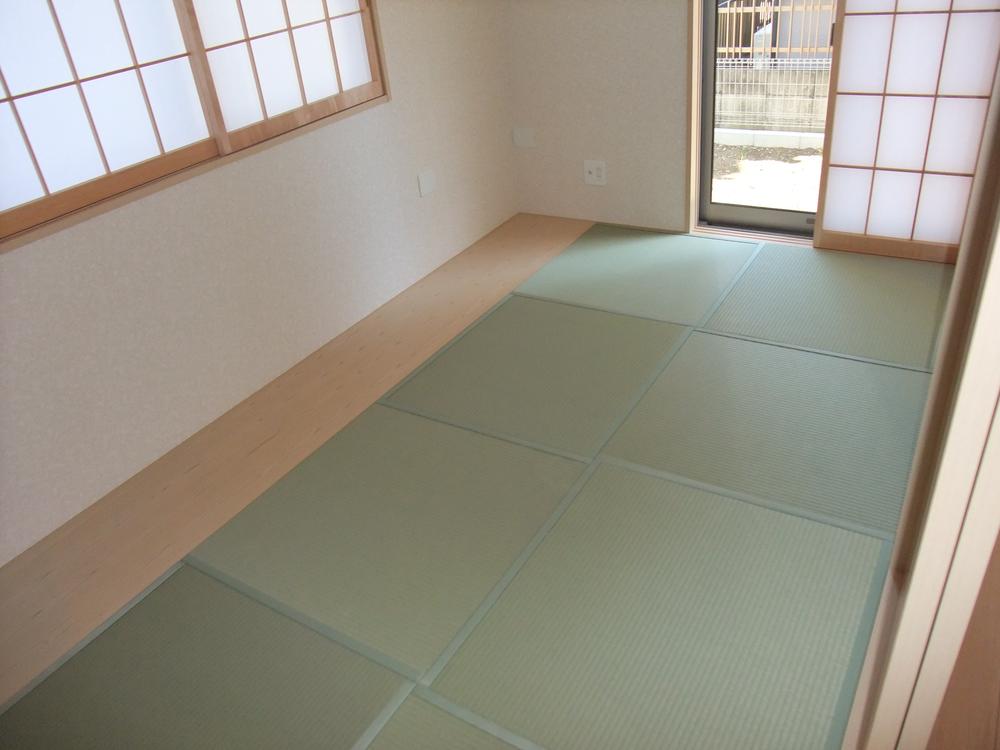 Other introspection. Indoor (September 2013) Shooting