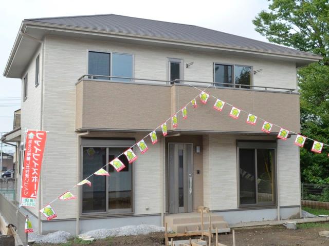 Local appearance photo. D Building site (July 2013) Shooting