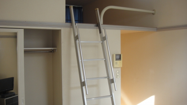 Living and room.  [furniture ・ Consumer electronics equipped] It is with a loft! 