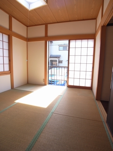 Living and room. Japanese-style room 6