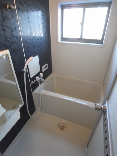 Bath. With reheating function