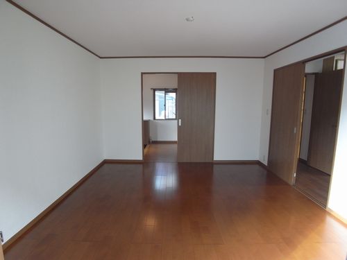 Living and room. First floor 8 Pledge Western-style