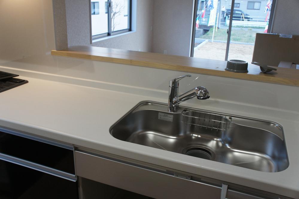 Kitchen. Indoor (12 May 2013) Shooting