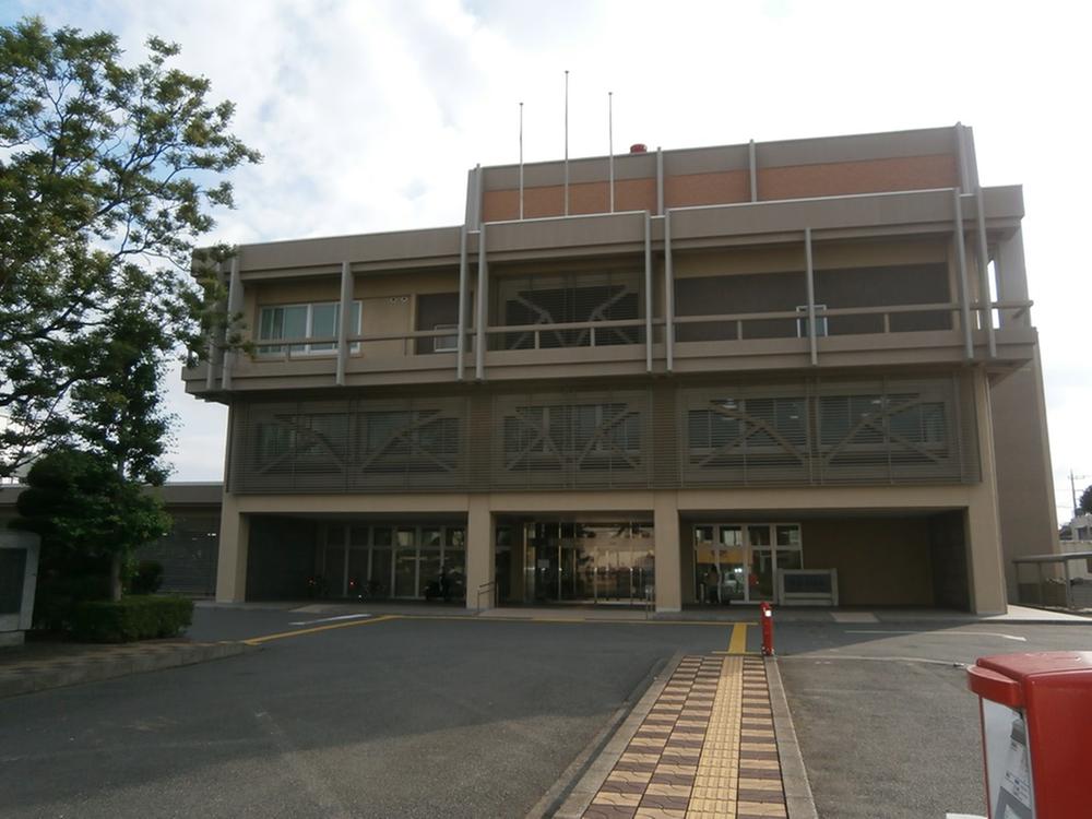 Government office. 1500m to city hall