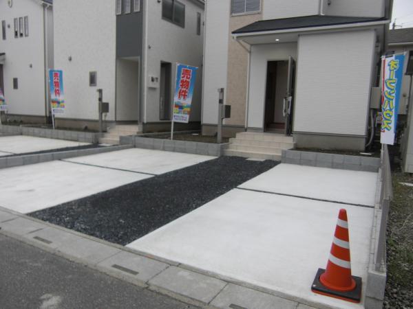 Local photos, including front road