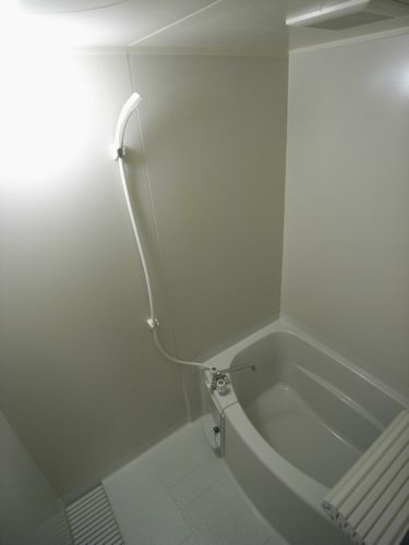 Bath. With reheating function!