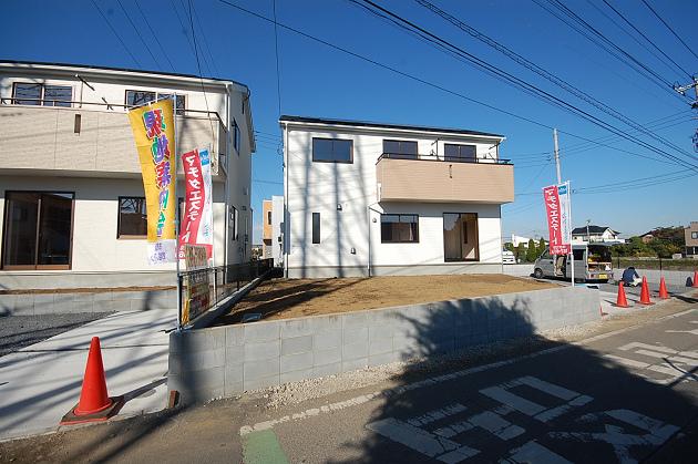 Local appearance photo. Local (11 May 2013) Shooting