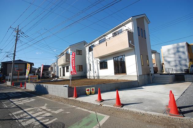 Local appearance photo. Local (11 May 2013) Shooting