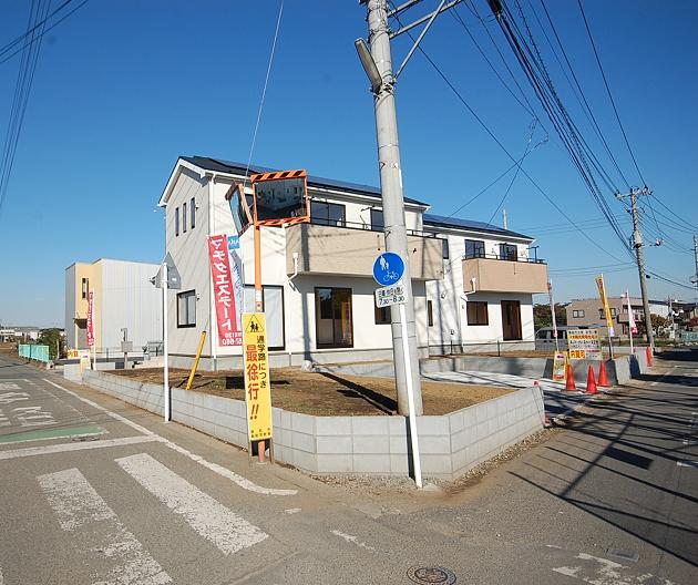 Local appearance photo. Local (11 May 2013) Shooting