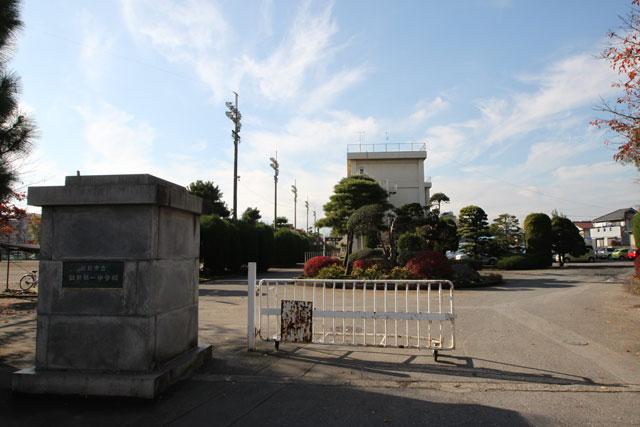 Junior high school. Hanno Municipal Hanno 748m until the first junior high school