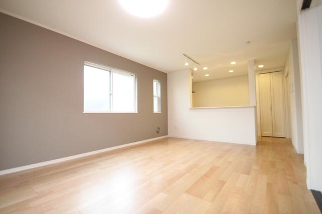 Building plan example (introspection photo). Building plan example (J-ECO specification,  living)