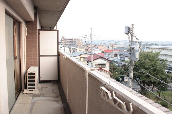 Balcony. Some differences there per room difference photo