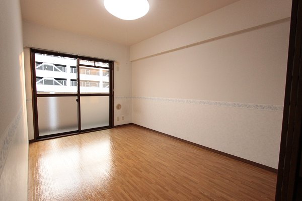 Other room space. Some differences there per room difference photo