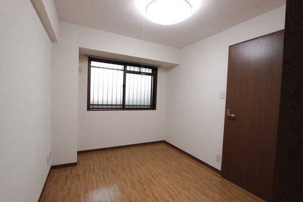 Other room space. Some differences there per room difference photo