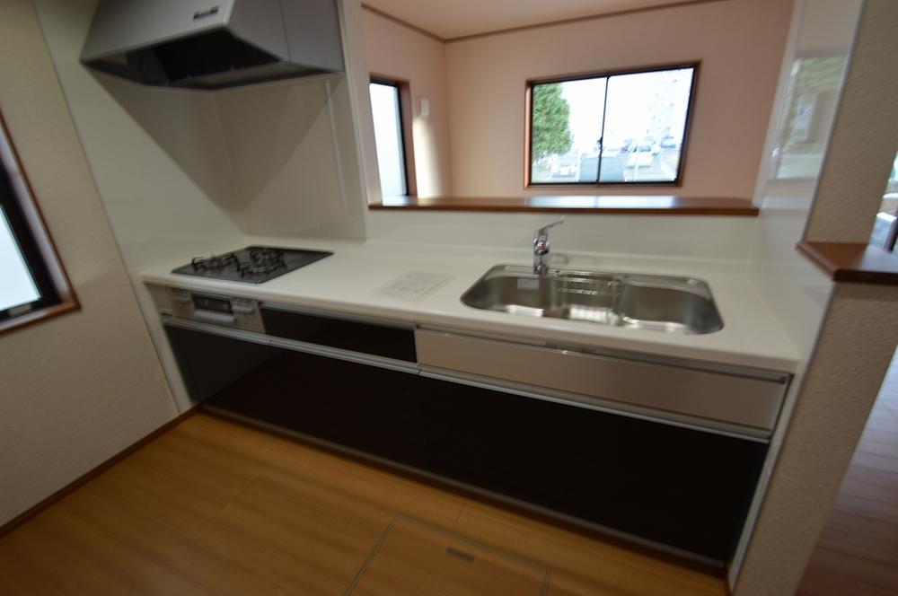 Kitchen. Same specifications