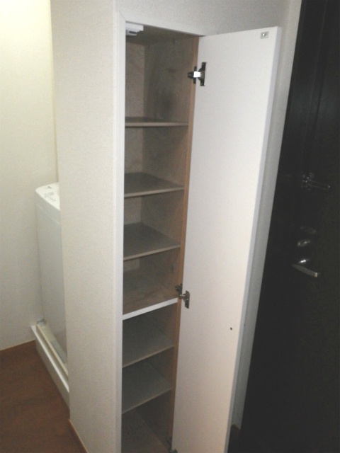 Other Equipment. Shoe storage is also pat!