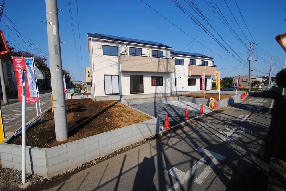 Local appearance photo. Local (12 May 2013) Shooting