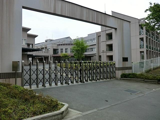 Junior high school. Misugidai 370m until junior high school