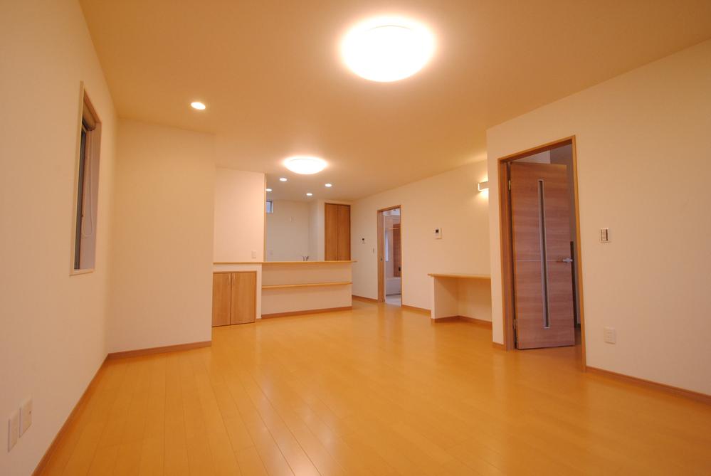 Building plan example (introspection photo). Building plan example Building price 12.8 million yen, Building area 99.36 sq m