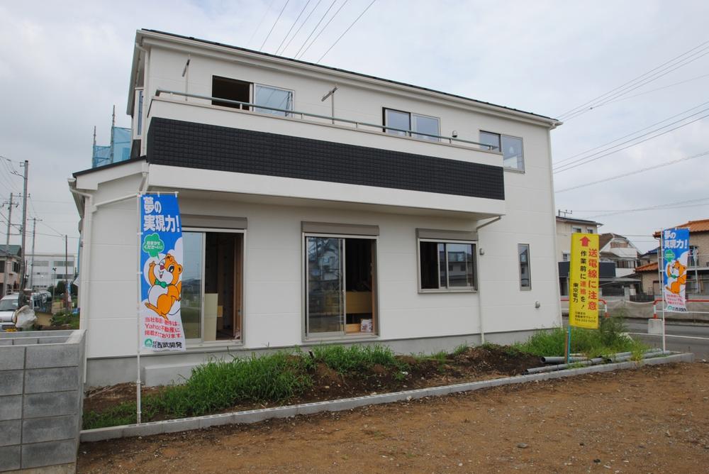 Local appearance photo. Local (August 2013) Shooting