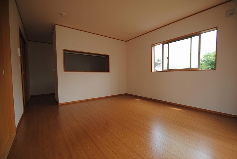 Living. Indoor (September 2013) Shooting