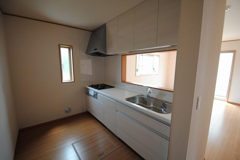 Kitchen. Indoor (September 2013) Shooting