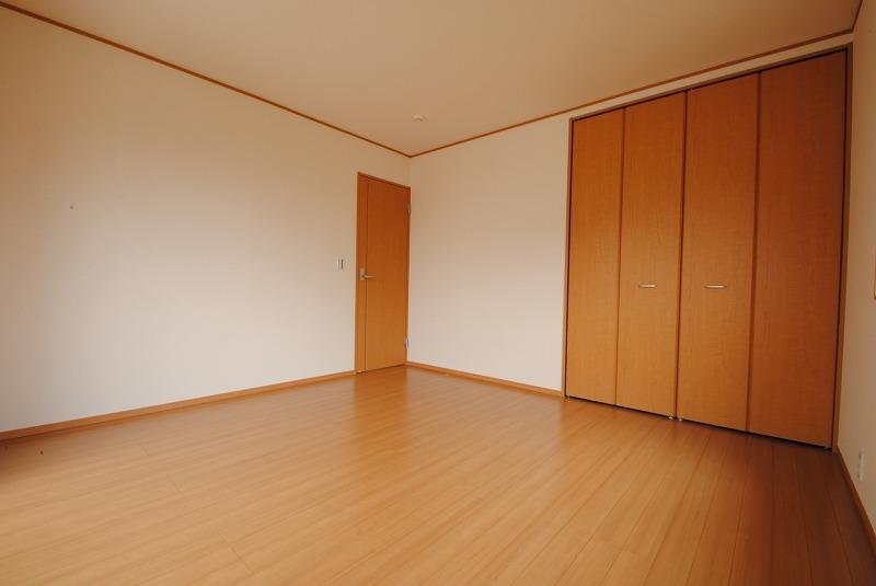 Non-living room. Indoor (September 2013) Shooting