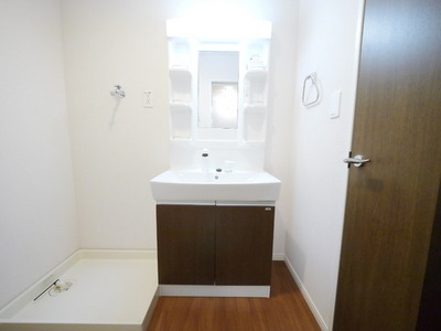 Washroom. Wash dressing room