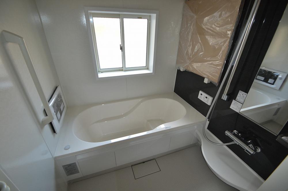 Same specifications photo (bathroom). Same specifications