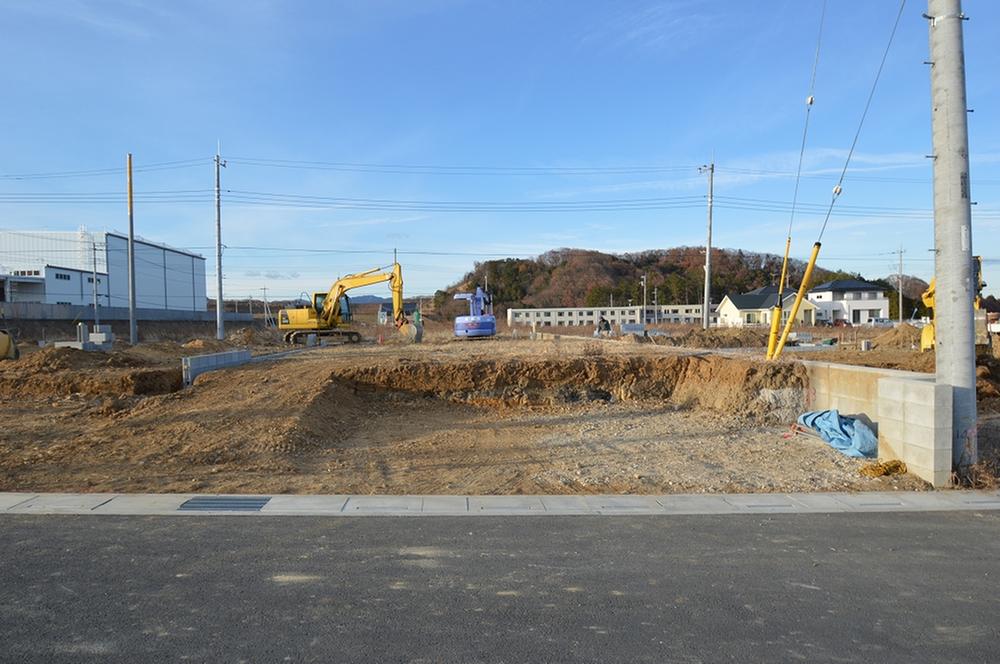 Local appearance photo. Local (12 May 2013) Shooting