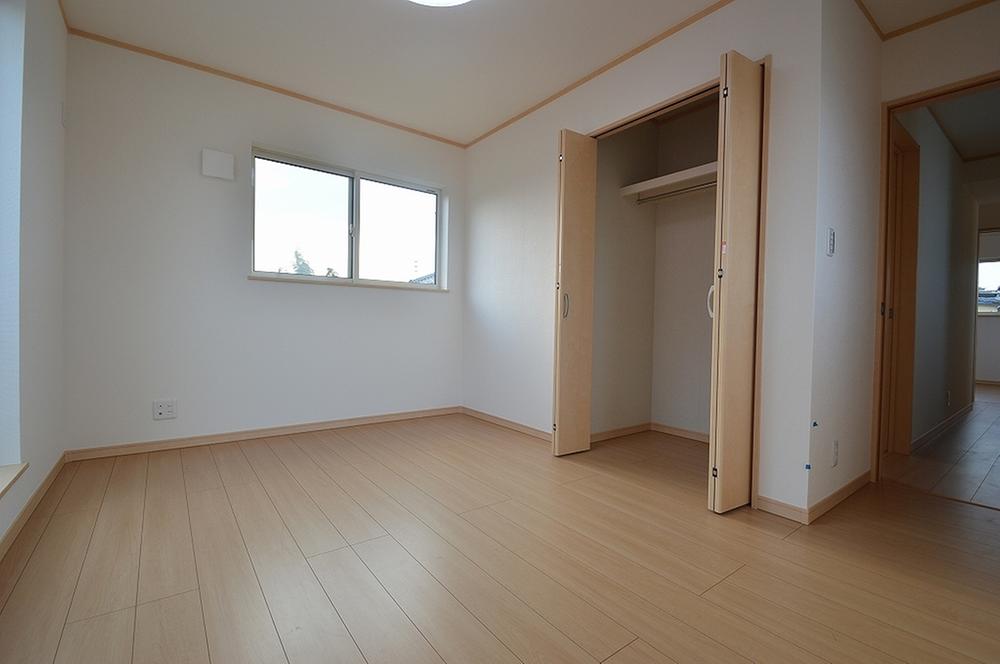 Non-living room. Local (August 2013) Shooting