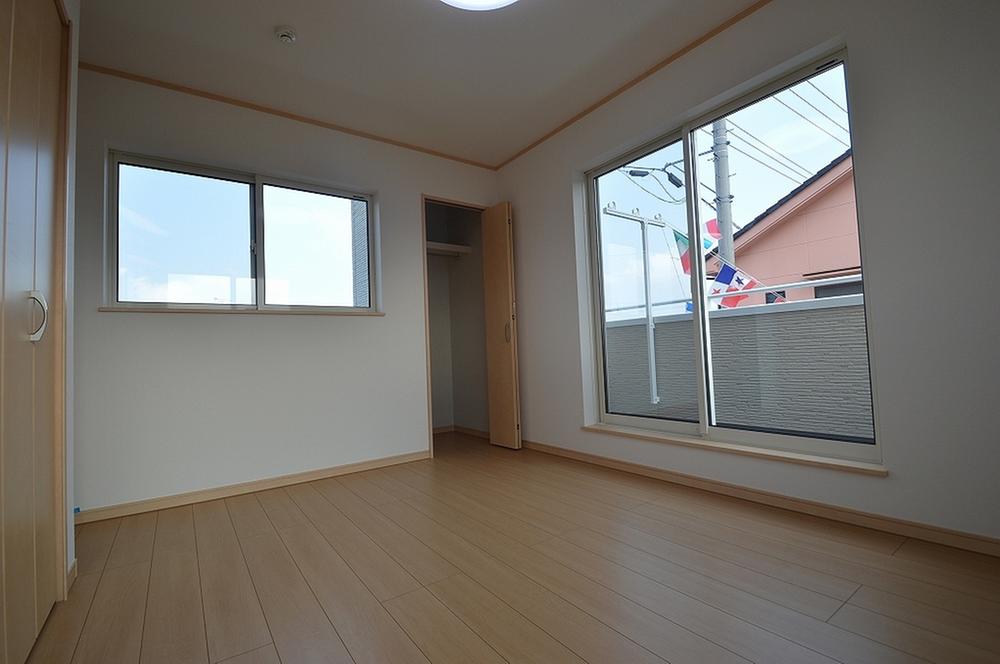 Non-living room. Local (August 2013) Shooting