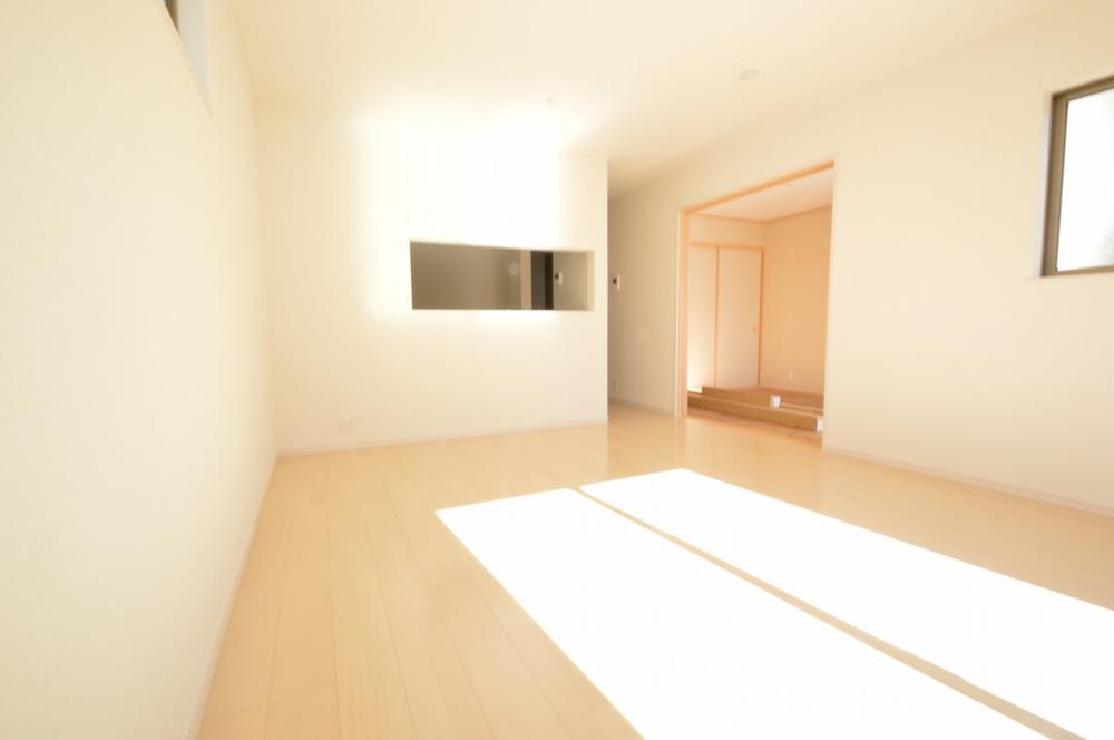 Living. Indoor (12 May 2013) Shooting