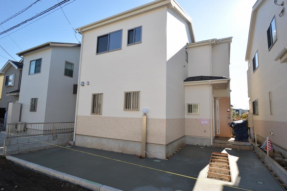 Local appearance photo. Site (December 2013) Shooting