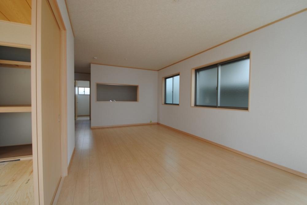 Living. Indoor (11 May 2013) Shooting