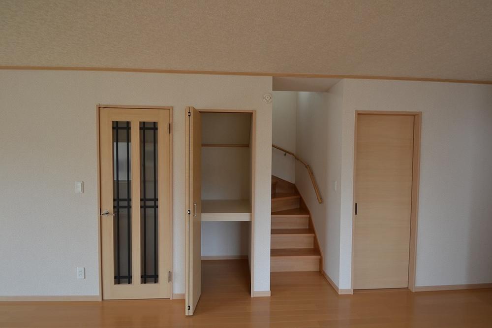 Same specifications photos (Other introspection). Same specifications