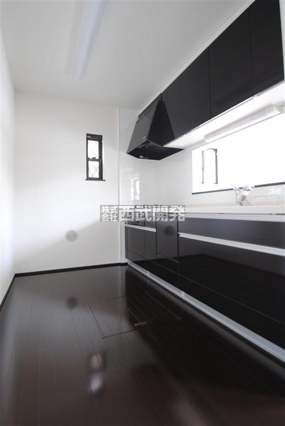 Same specifications photo (kitchen). Same specifications