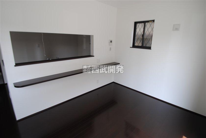 Same specifications photos (living). Same specifications