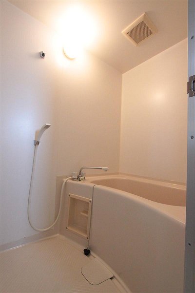 Bath. For, prior to leaving, It is a photograph of the last time. 