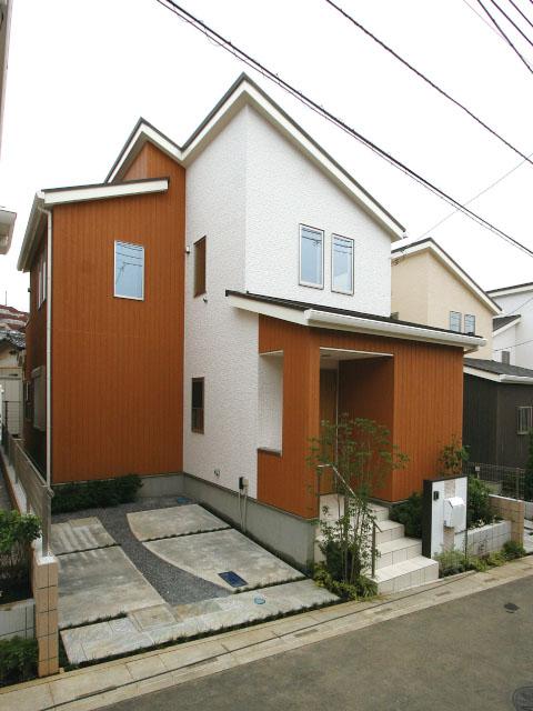 Building plan example (exterior photos). J-ECO specification building plan example