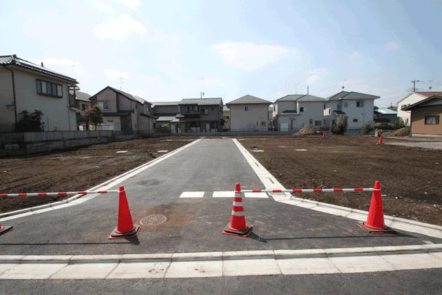 Local photos, including front road. Local (September 2013) Shooting