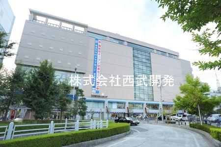 Shopping centre. MaruHiro until the department store 560m