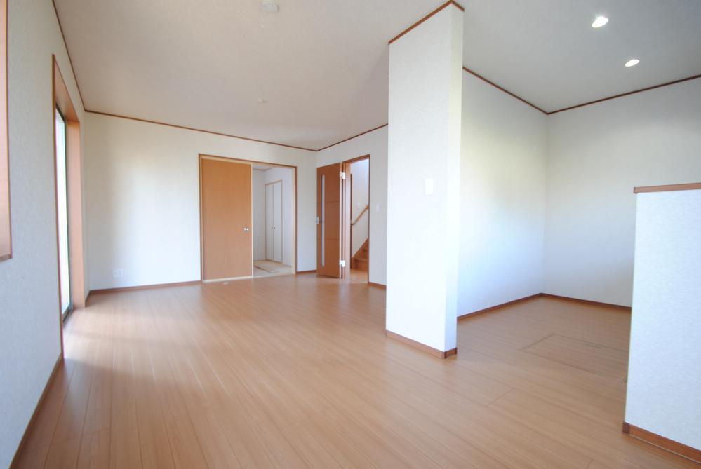 Living. Indoor (10 May 2013) Shooting